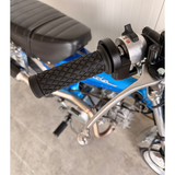 Poignées en caoutchouc noires pour guidons de 22 mm de diamètre - look rétro 